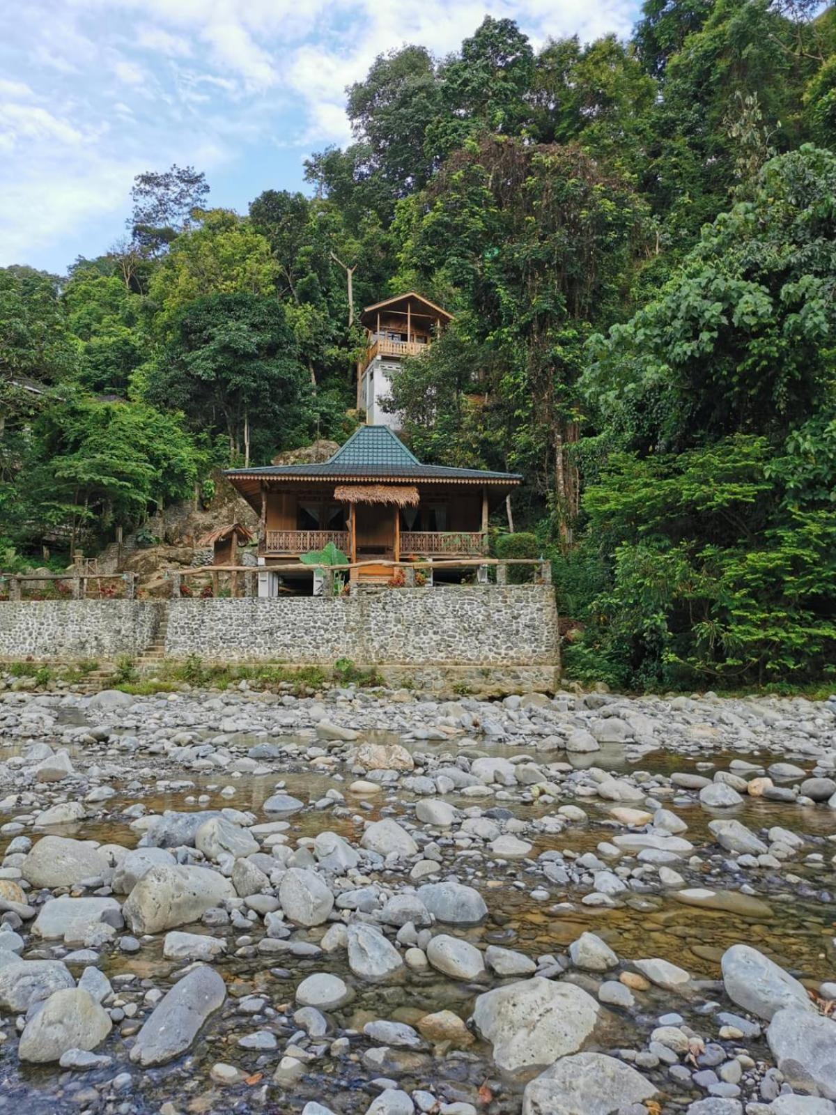 Rambai Tree Jungle Lodges Bukit Lawang Exterior photo